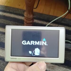 Garmin nüvi 660 Portable GPS Navigator Bluetooth Widescreen 4.3" Open Box Kit